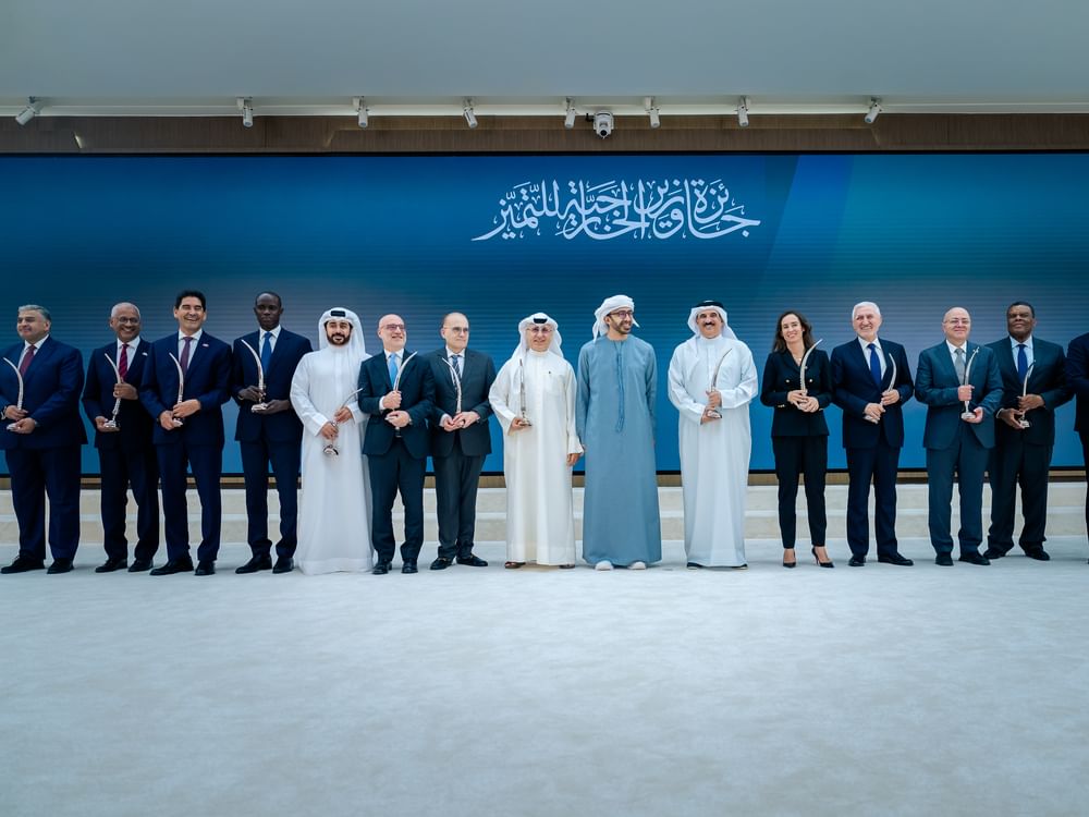 عبد الله بن زايد يشهد إطلاق استراتيجية وزارة الخارجية 2027 - 2029 ويكرم الفائزين بجائزة وزير الخارجية للتميز بدورتها السادسة