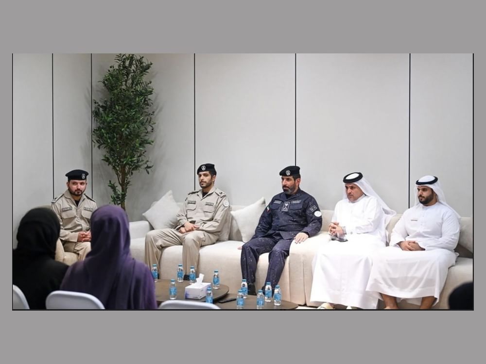 شرطة الشارقة تحتفي بكبار السن عبر مبادرة "كبارنا بركة"