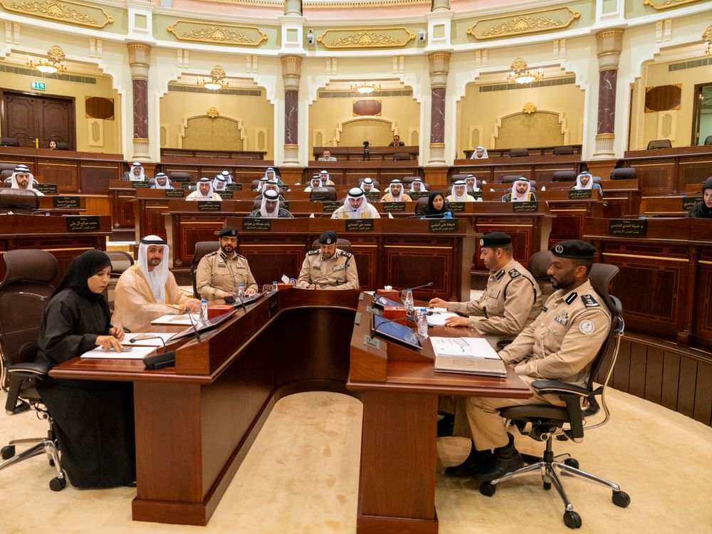 إستشاري الشارقة يجيز مشروع قانون بشأن معاشات التقاعد للعسكريين