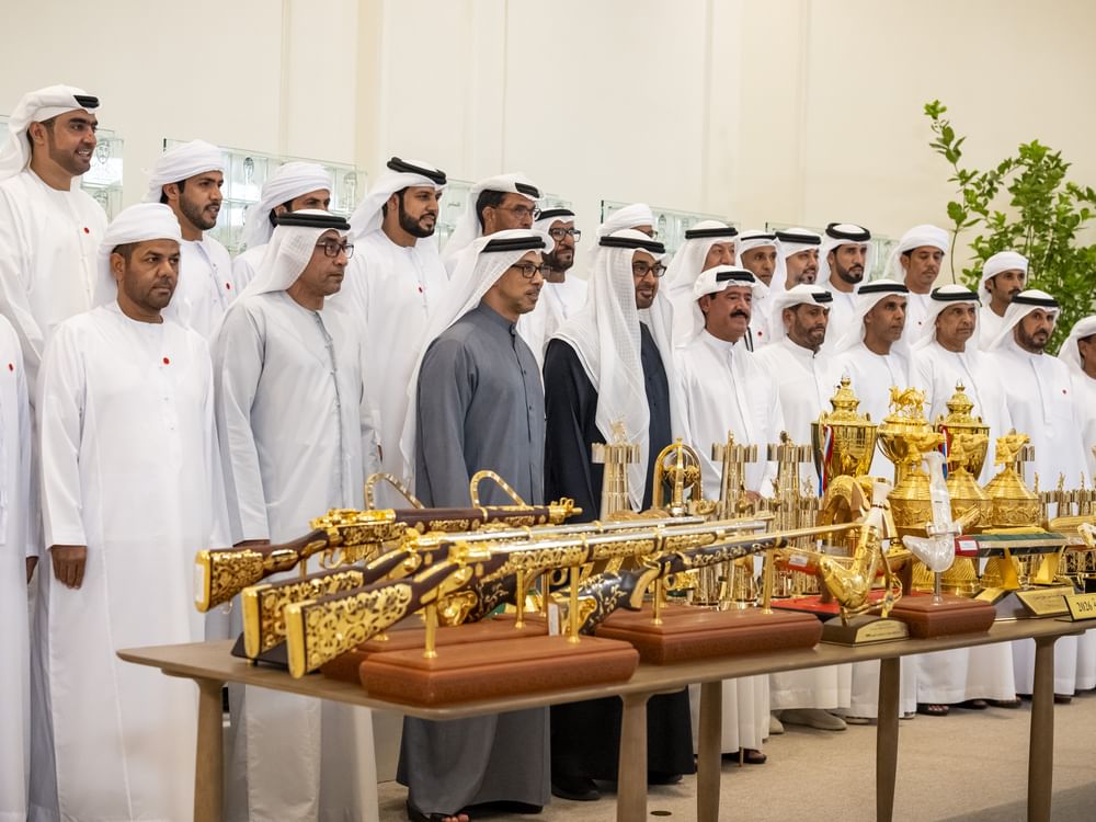 UAE President receives Presidential Camel Racing Team