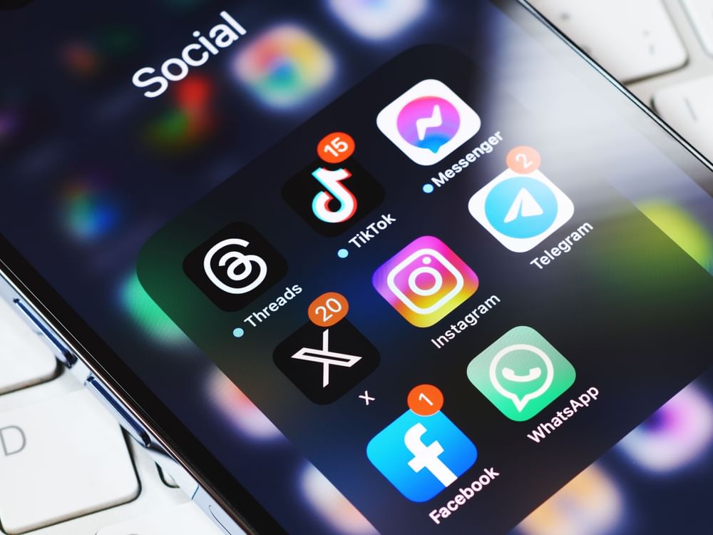 Insufficient scientific evidence that social media harms teen mental health, say Belgian researchers