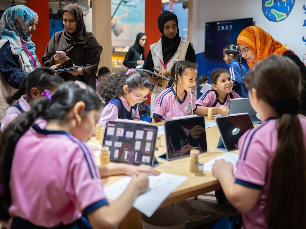 مؤسسة "فن" تقدم برامج مبتكرة لتنمية قدرات الأطفال في الفنون البصرية