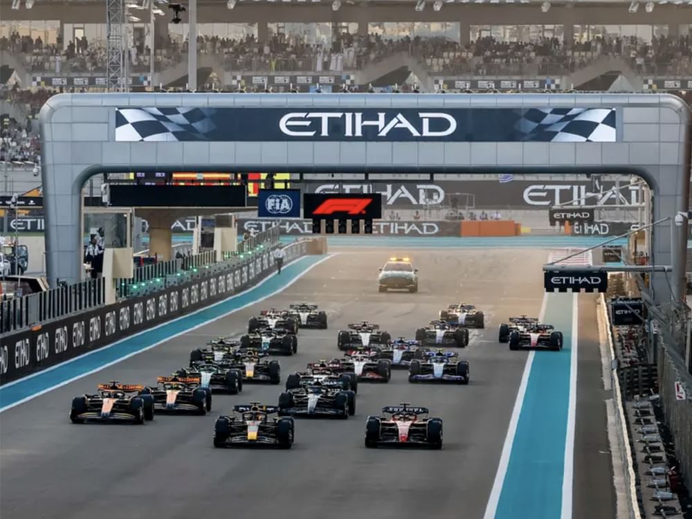 أبوظبي..أجندة زاخرة بالفعاليات والبطولات الرياضية القارية والعالمية خلال ديسمبر