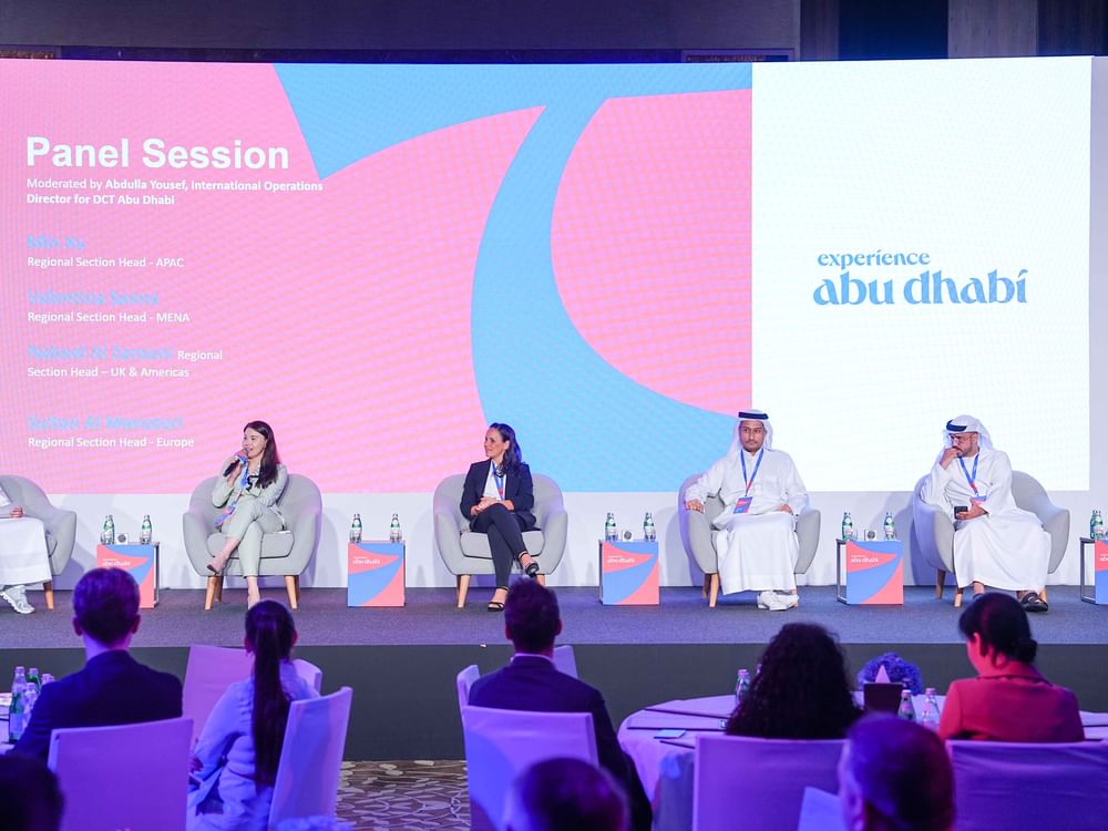 ثقافة وسياحة أبوظبي تختتم المؤتمر السنوي لمكاتبها الخارجية 
