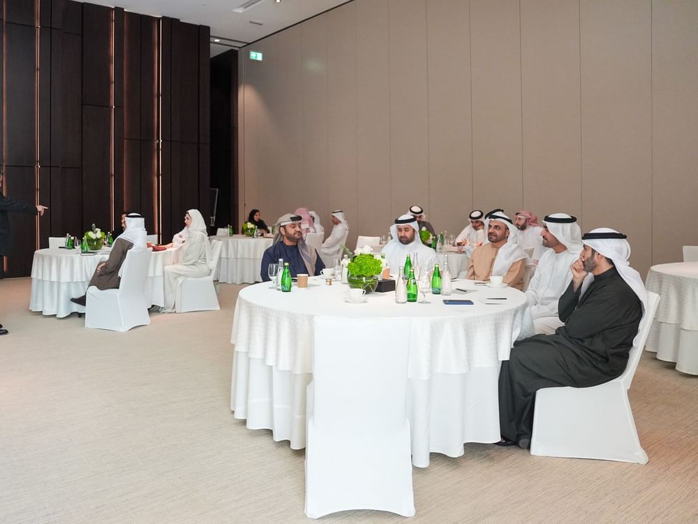 حكومة عجمان تختتم برنامج "المعارف الاستراتيجية" للقيادات الحكومية لعام 2025