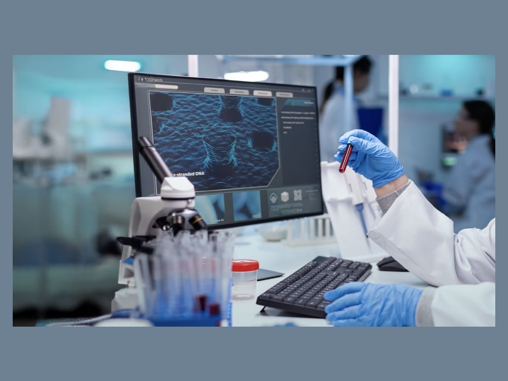 أبوظبي تعزز خدمات الطب الشخصي الدقيق لمرضى الزهايمر