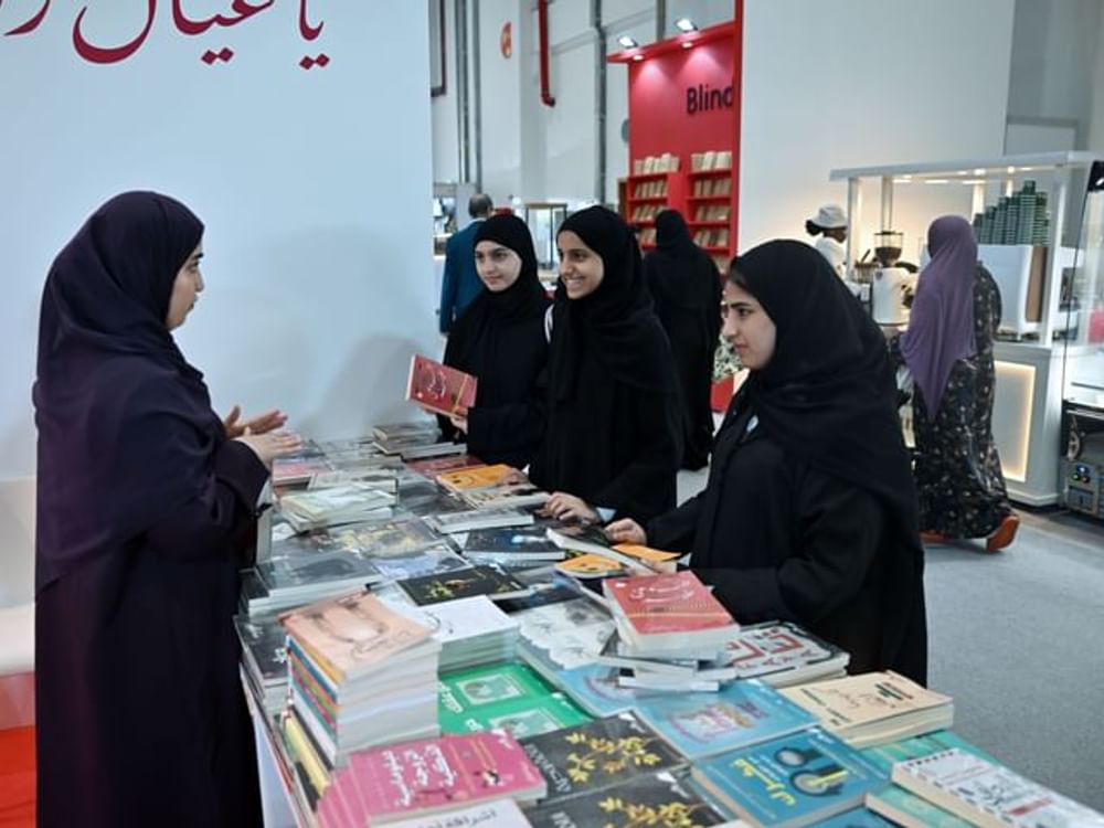 "أبوظبي للكتاب" / رحلات مدرسية تعزز شغف الطلبة بالقراءة
