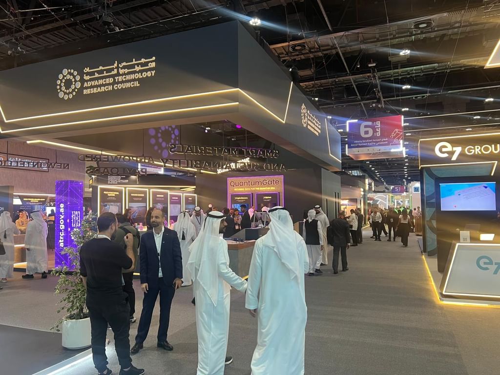 "اصنع في الإمارات".. تقنيات الذكاء الاصطناعي والروبوتات تعيد تشكيل مستقبل الأعمال