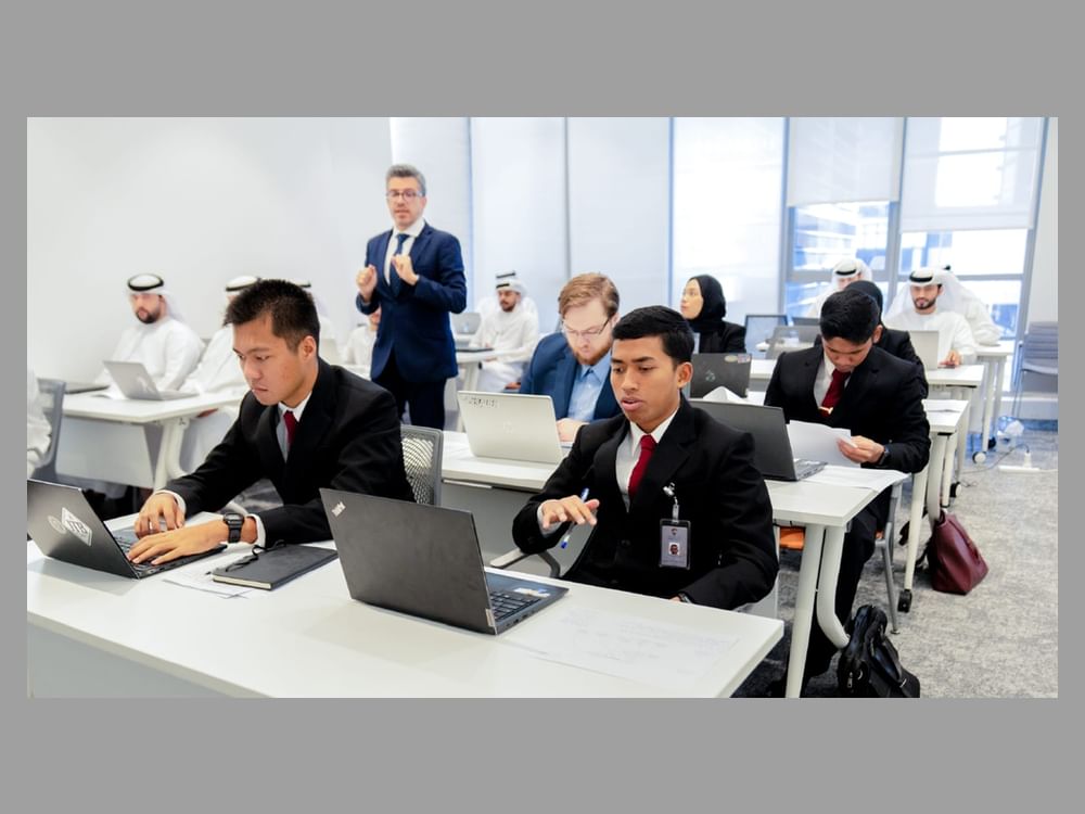 Rabdan Academy welcomes international students from Indonesia, US
