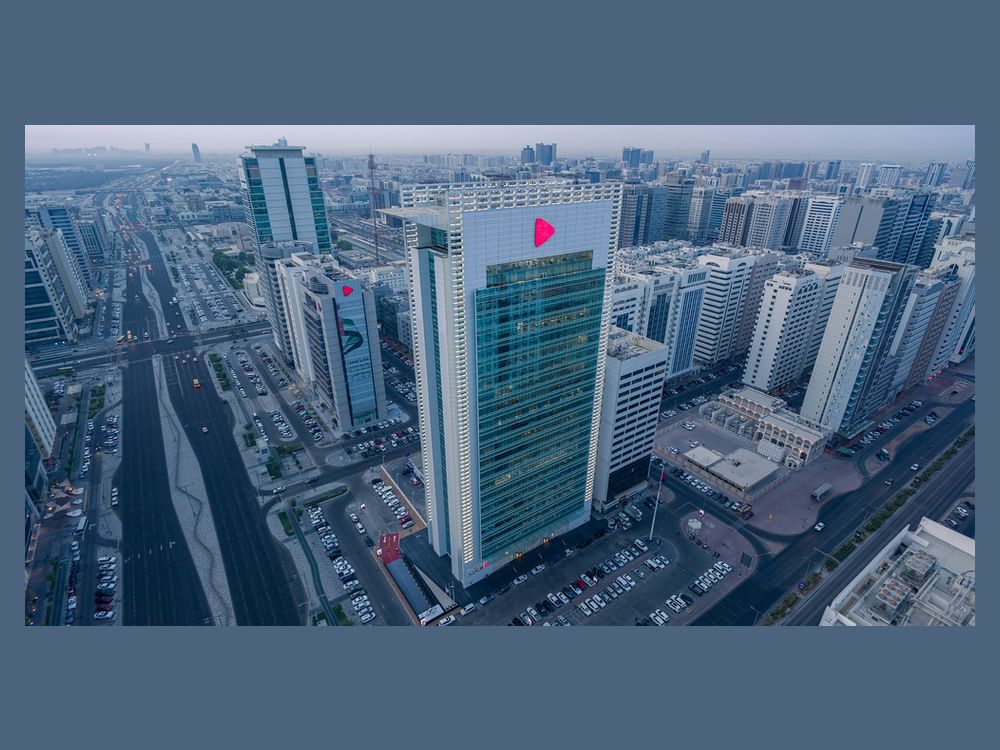 10.3 مليار درهم أرباح "أبوظبي التجاري" خلال 9 أشهر بنمو 27%