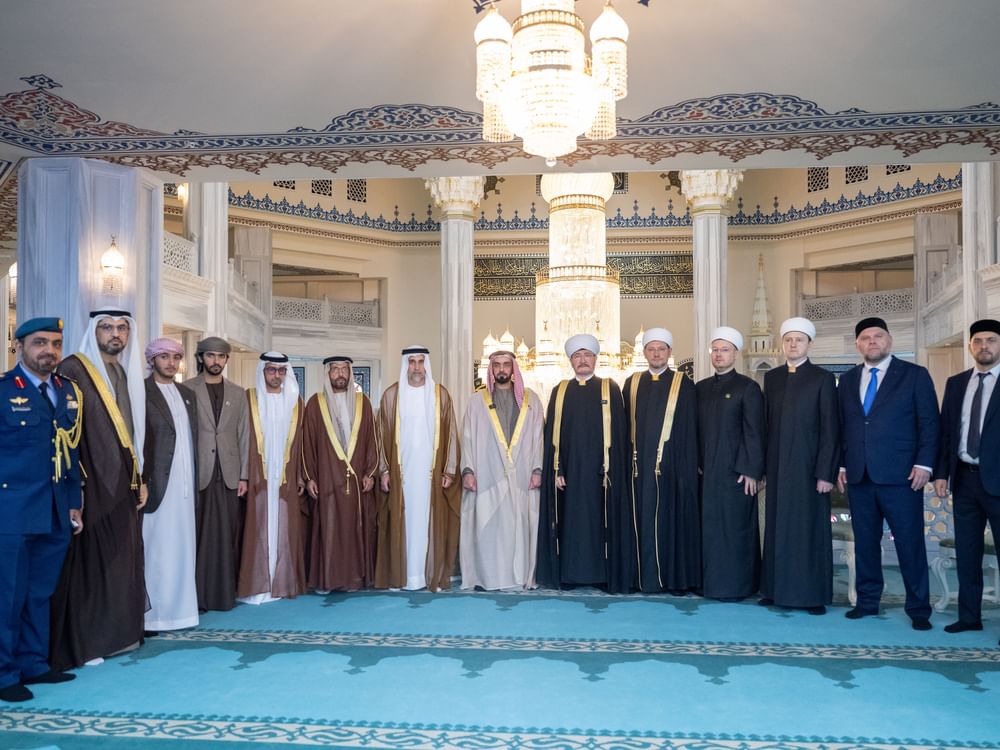 Saif bin Zayed participa de encerramento de simpósio internacional em Moscou