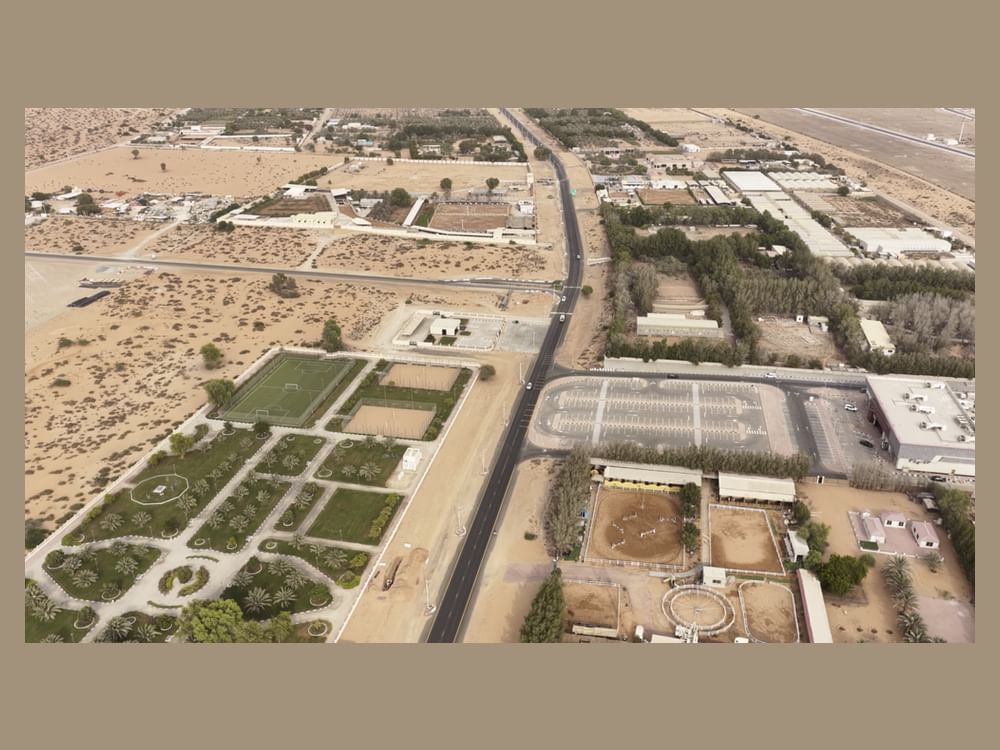 Sharjah conclui obras de melhoria em rodovia em Al Rafiaa