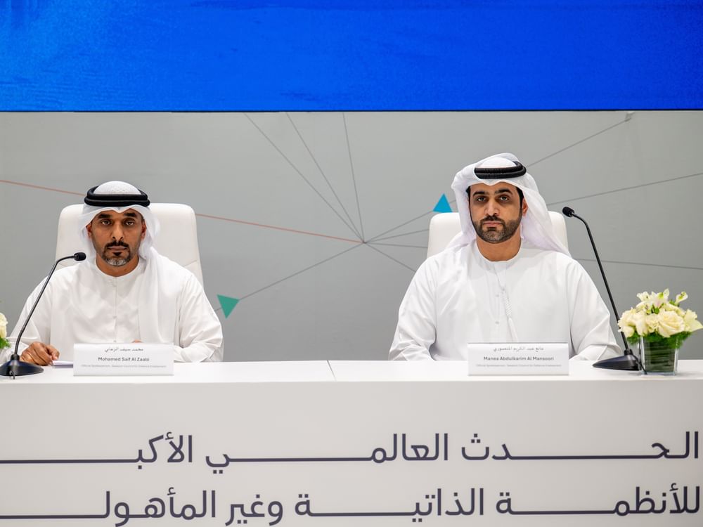 Tawazun signe pour 2,36 milliards d’AED de contrats avec le ministère de la Défense lors des deux premiers jours d’UMEX & SimTEX 2026