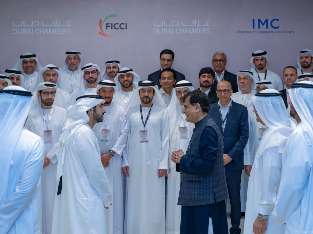 حمدان بن محمد يشهد في مومباي الإعلان عن افتتاح مكتب غرفة دبي العالمية في مدينة بنغالور... الثاني لها في الهند