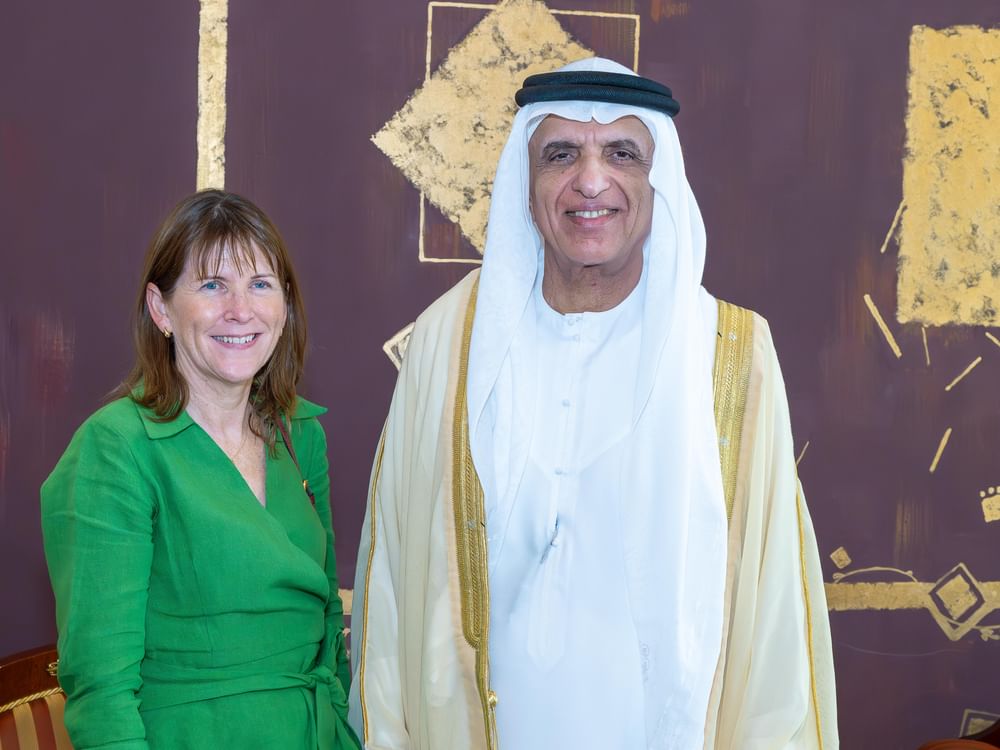 سعود بن صقر يستقبل سفيرة إيرلندا