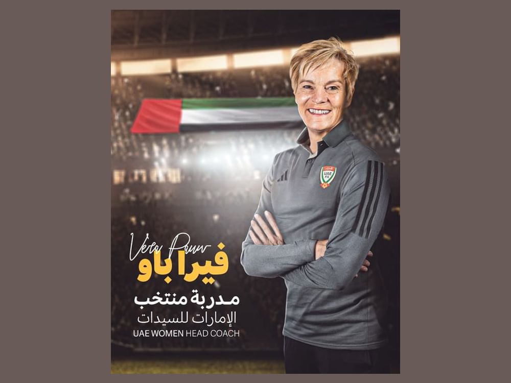 اتحاد الكرة يعين الهولندية فيرا باو مدربة لمنتخب السيدات