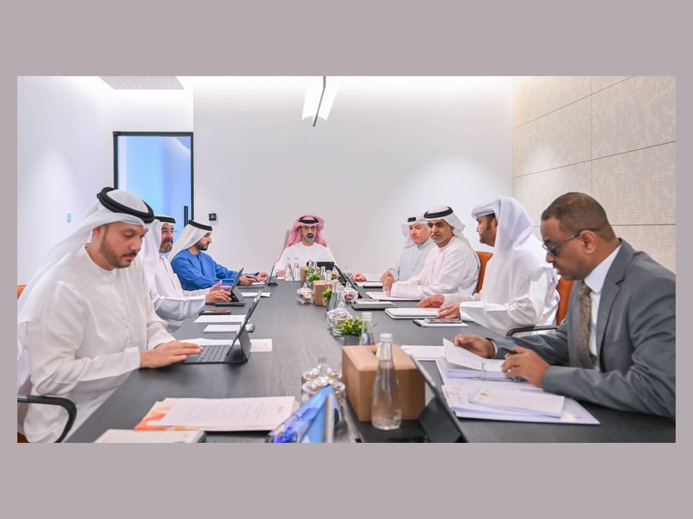 Ammar bin Humaid chairs board meeting of Ajman Bank