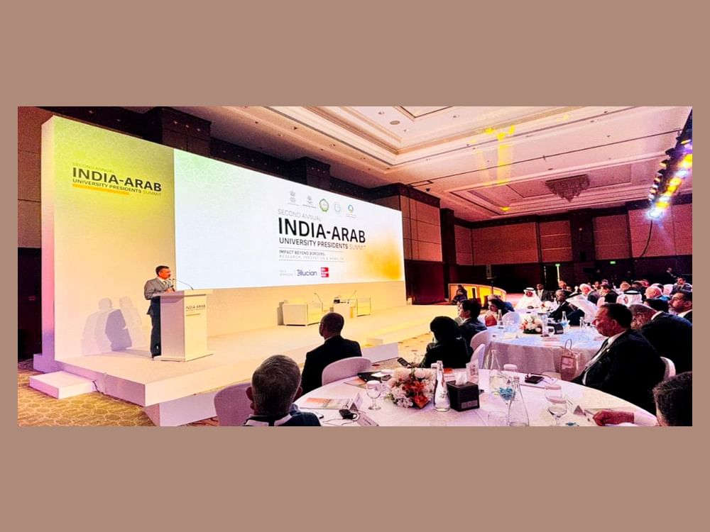 المنتدى الثاني لرؤساء الجامعات الهندية العربية يواصل أعماله في عجمان