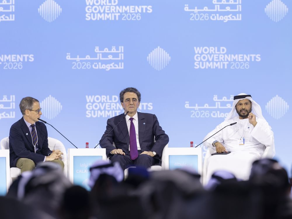 "قمة الحكومات"/المعماري العالمي سانتياغو كالاترافا: العمارة تتجاوز الجوانب الوظيفية إلى الارتقاء بالبيئة المحيطة