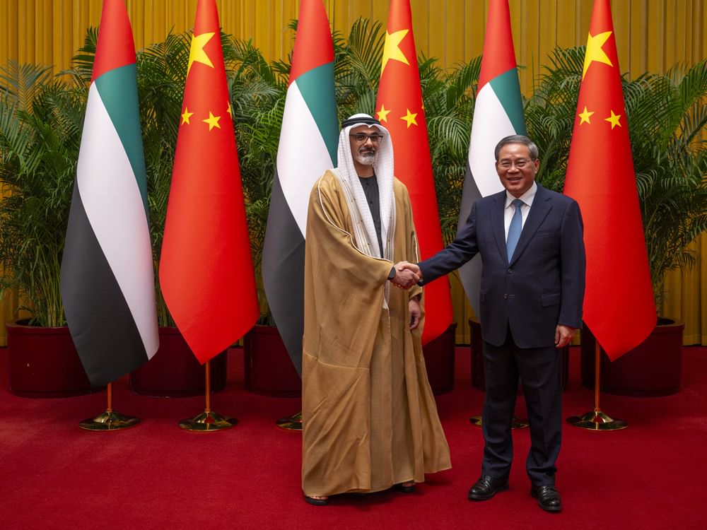 Crown Prince of Abu Dhabi, Premier of China discuss strengthening comprehensive strategic partnership, expanding cooperation