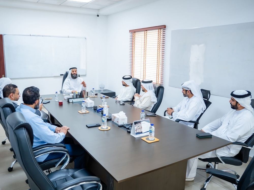 Les usines des industries du fer, de l’acier et des métaux à Ajman atteignent 190 en 2025