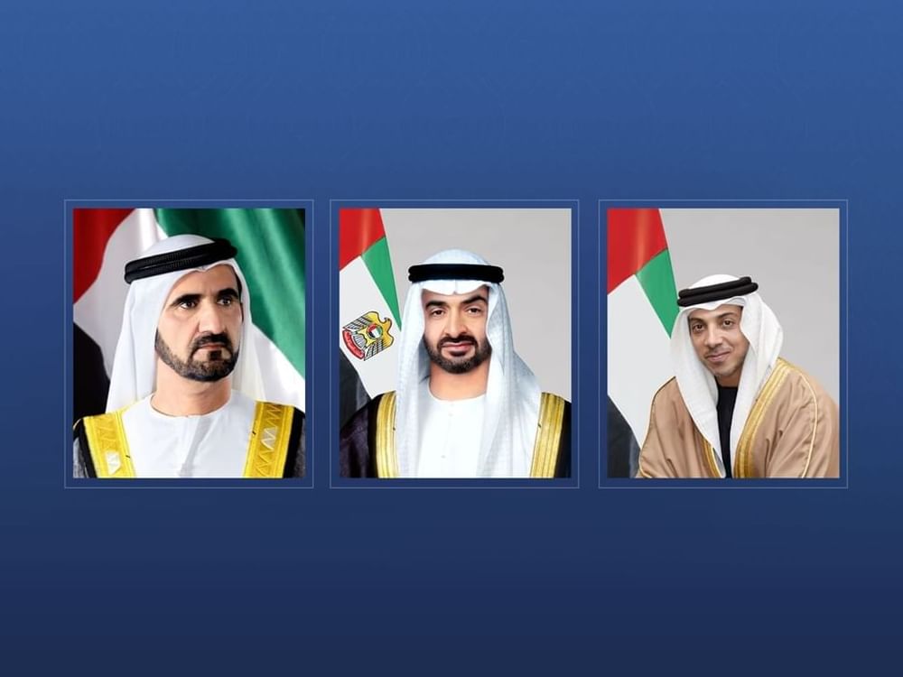 رئيس الدولة ونائباه يهنئون رئيس سنغافورة بذكرى اليوم الوطني