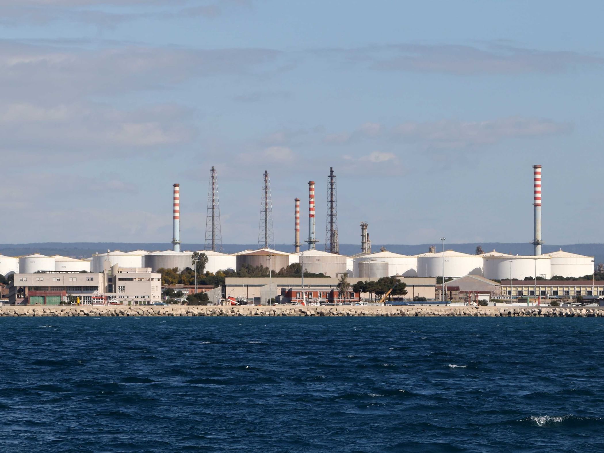 Italy's natural gas reserves approach 80% ahead of target
