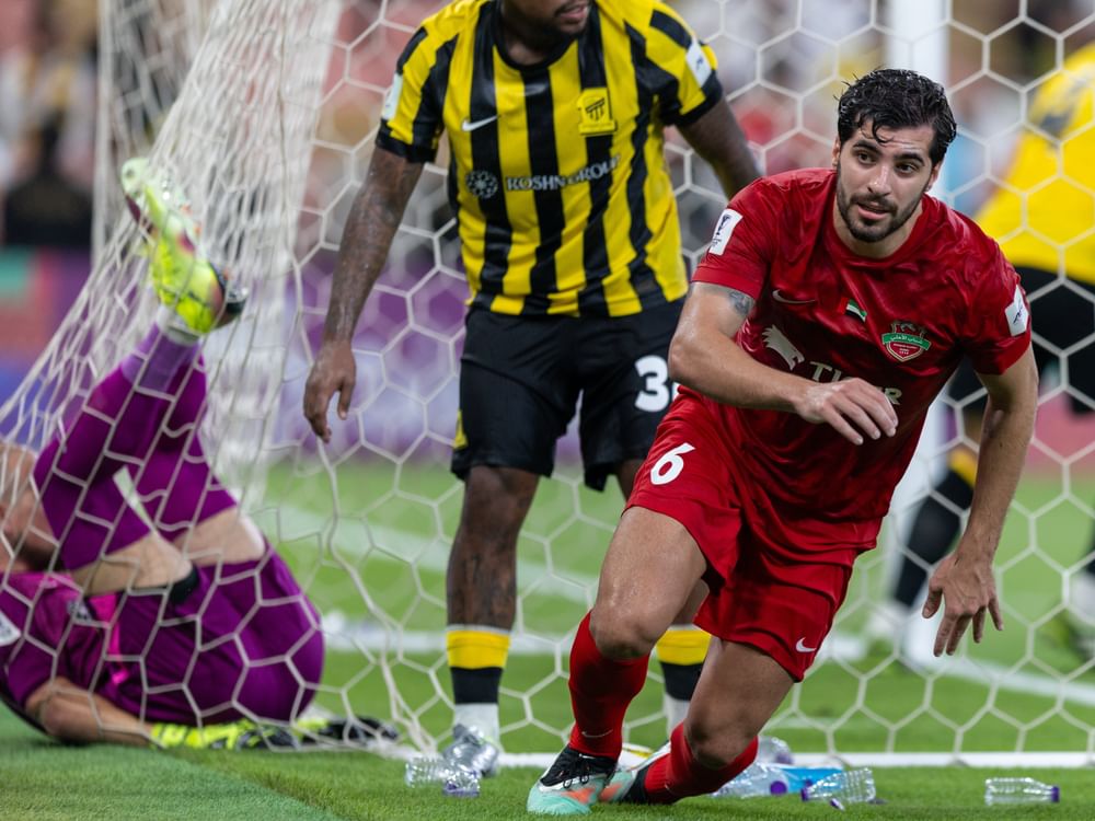فوز شباب الأهلي على الاتحاد السعودي في دوري أبطال آسيا للنخبة