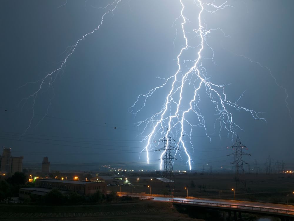 Physicists discover new cosmic mechanism behind lightning formation