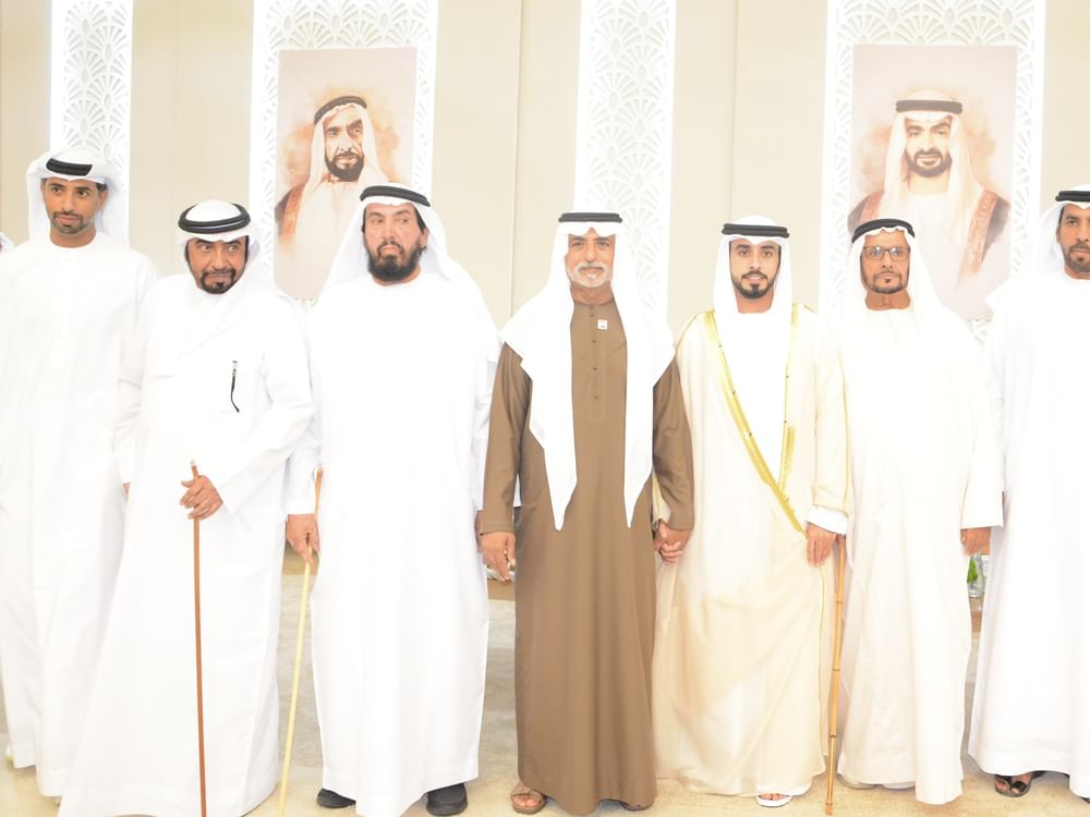 نهيان بن مبارك يحضر أفراح المشغوني والمزروعي في سويحان