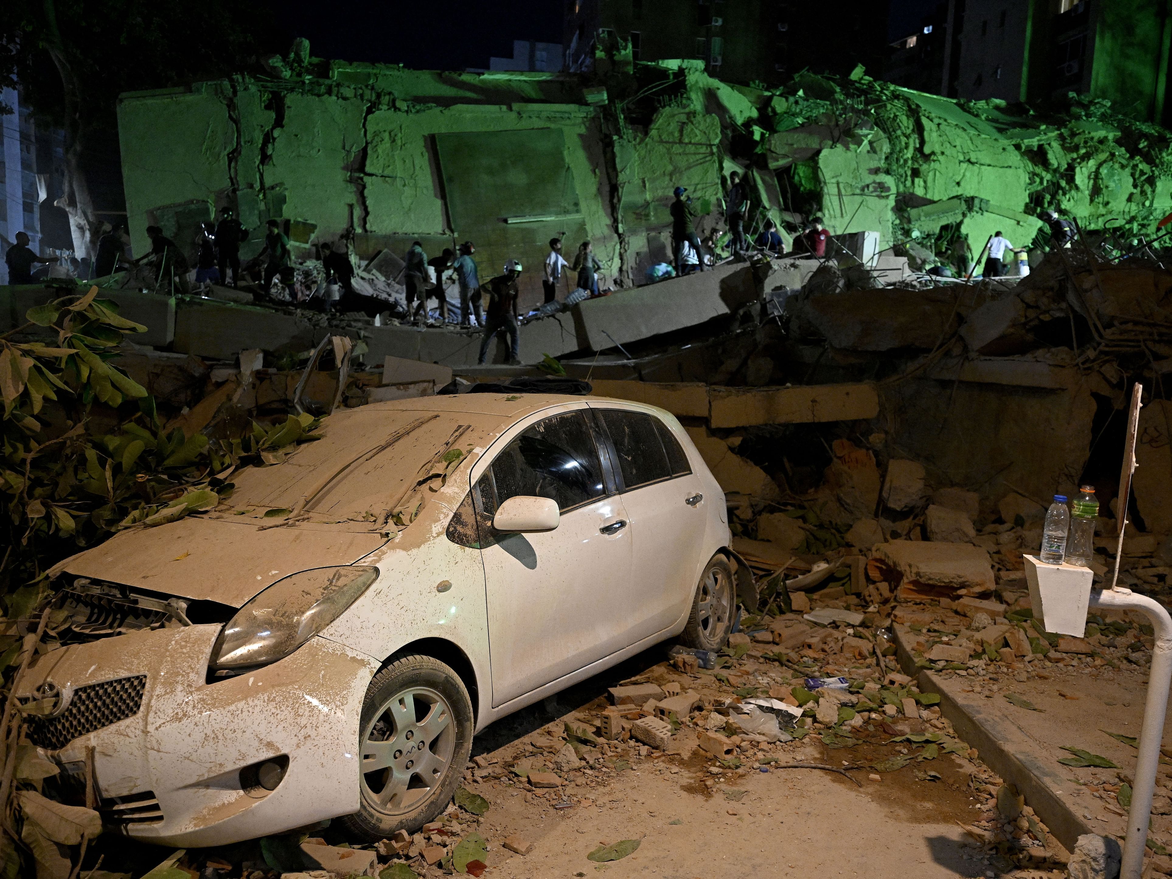 Venezuela earthquake death toll rises to 1,719