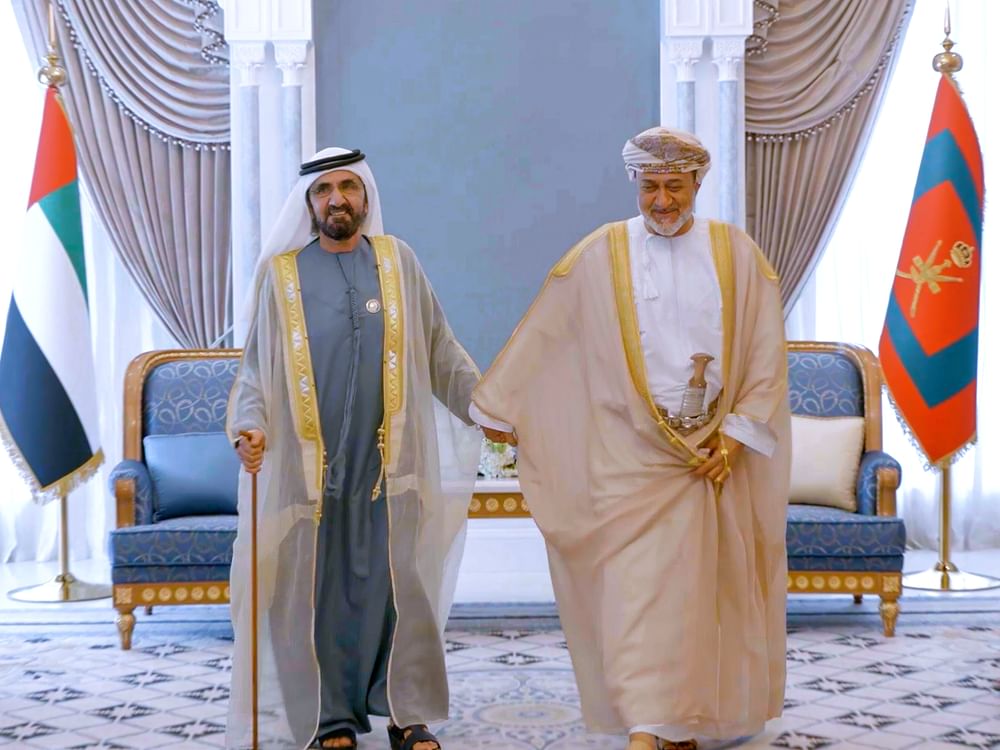 Mohammed bin Rashid meets with Sultan of Oman, explores new ...