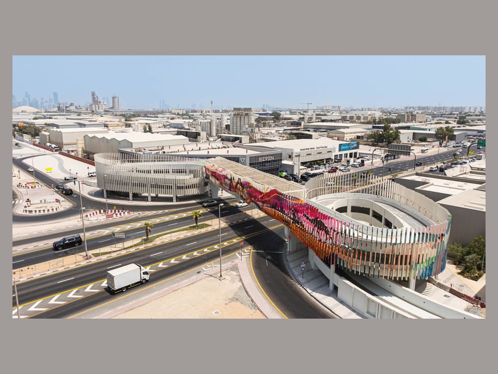 "طرق دبي" تنجز حزمة من مشاريع تطوير البنية التحتية  للتنقل المرن في منطقة القوز الإبداعية