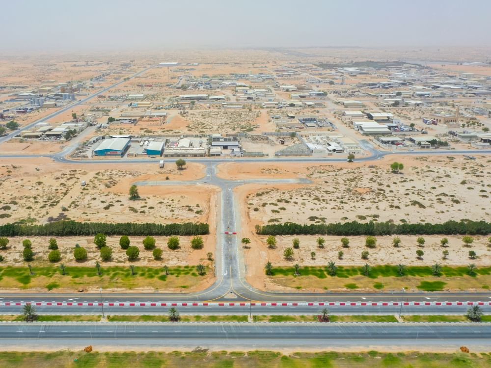 "طرق الشارقة" تنفذ مشروعاً لتطوير صناعية وتجارية البطائح بطول 7.4 كيلومترات