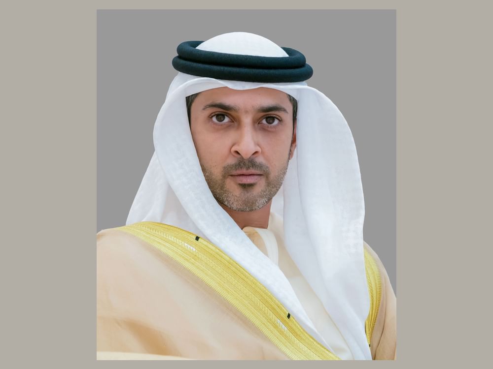 عبد العزيز بن حميد: توحيد قواتنا المسلحة محطة تاريخية في مسيرة الإمارات