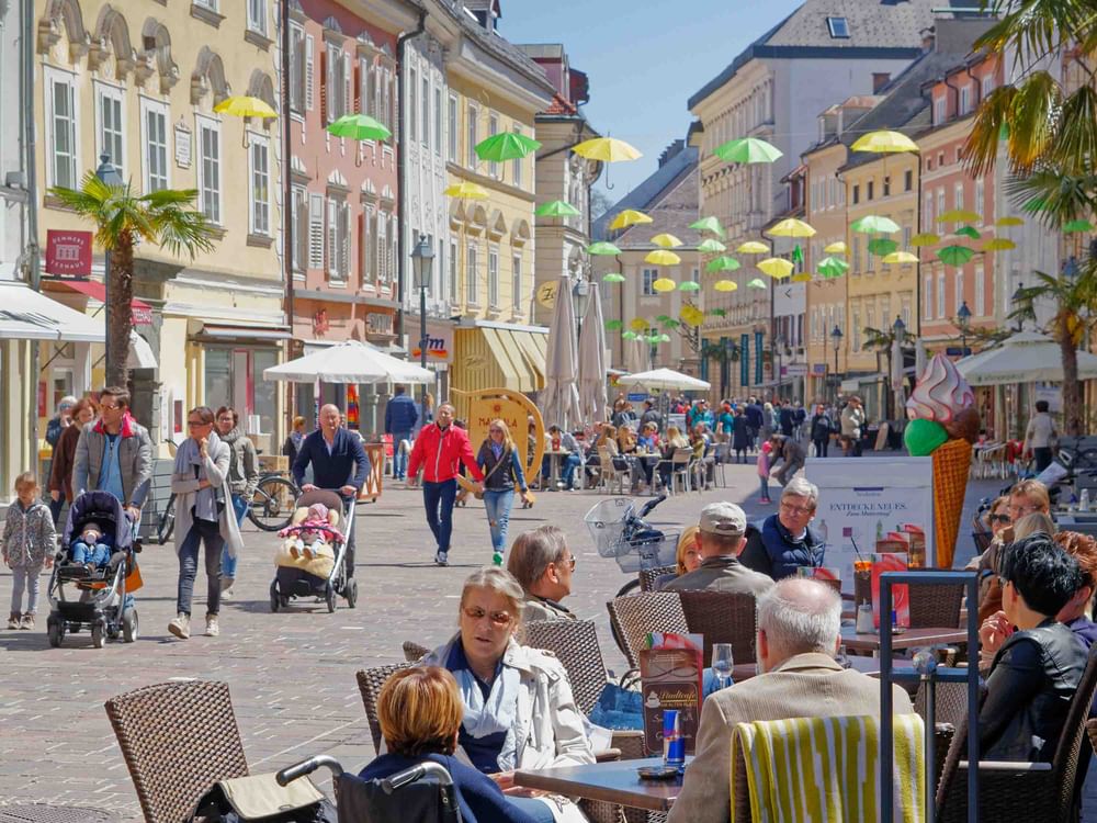 Austria’s economic confidence indicators continue to decline