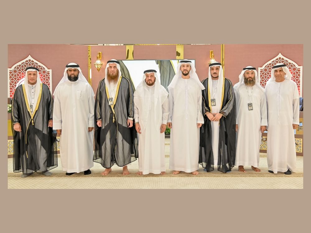صقر بن خالد القاسمي يشهد التصفيات النهائية لجائزة رأس الخيمة للقرآن في دورتها الـ 22