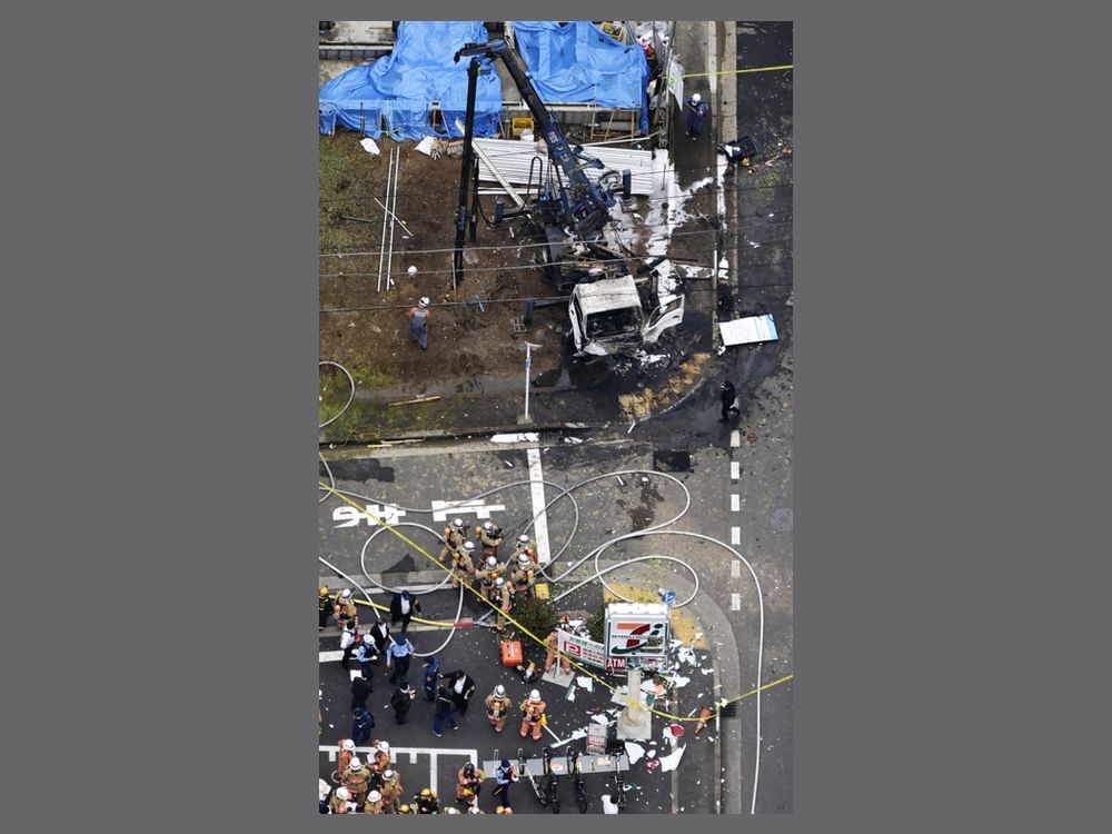 东京建筑工地爆炸致10人受伤