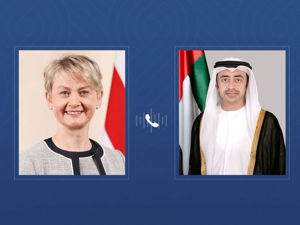 Abdullah bin Zayed recebe ligação da secretária de Relações Exteriores do Reino Unido