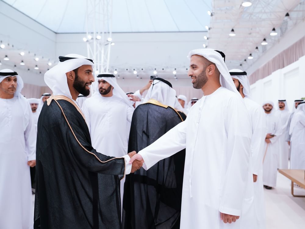 محمد بن سعود يحضر العرس الجماعي الثاني لهذا العام برأس الخيمة