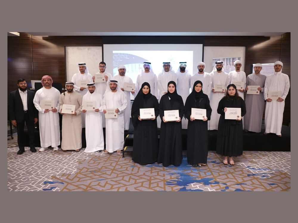 دبي الخيرية وهيئة تنمية المجتمع تختتمان دورة تدريبية لتعزيز قدرات الكوادر الشابة 