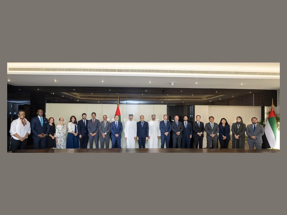 الحسيني يبحث مع سفراء دول أمريكا اللاتينية والكاريبي تعزيز التعاون مع المجموعة
