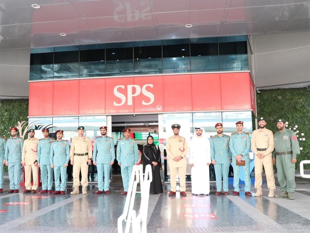 شرطة عجمان تطلع على أفضل الممارسات مركز شرطة دبي الذكي SPS