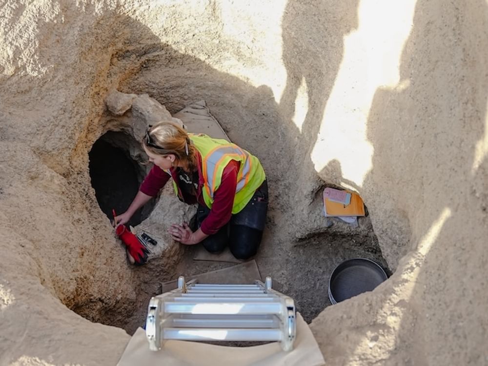 DCT Abu Dhabi descobre primeira grande necrópole da Idade do Ferro na região de Al Ain