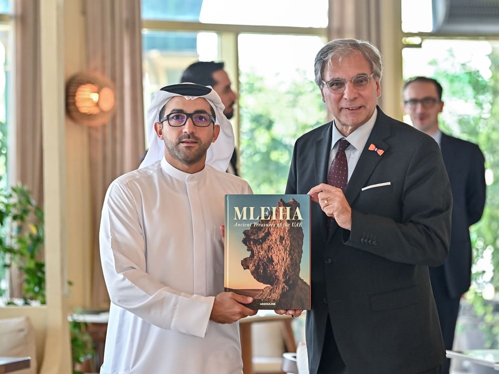 الشارقة تبحث فرص تعزيز التعاون الاقتصادي مع المدن الهولندية