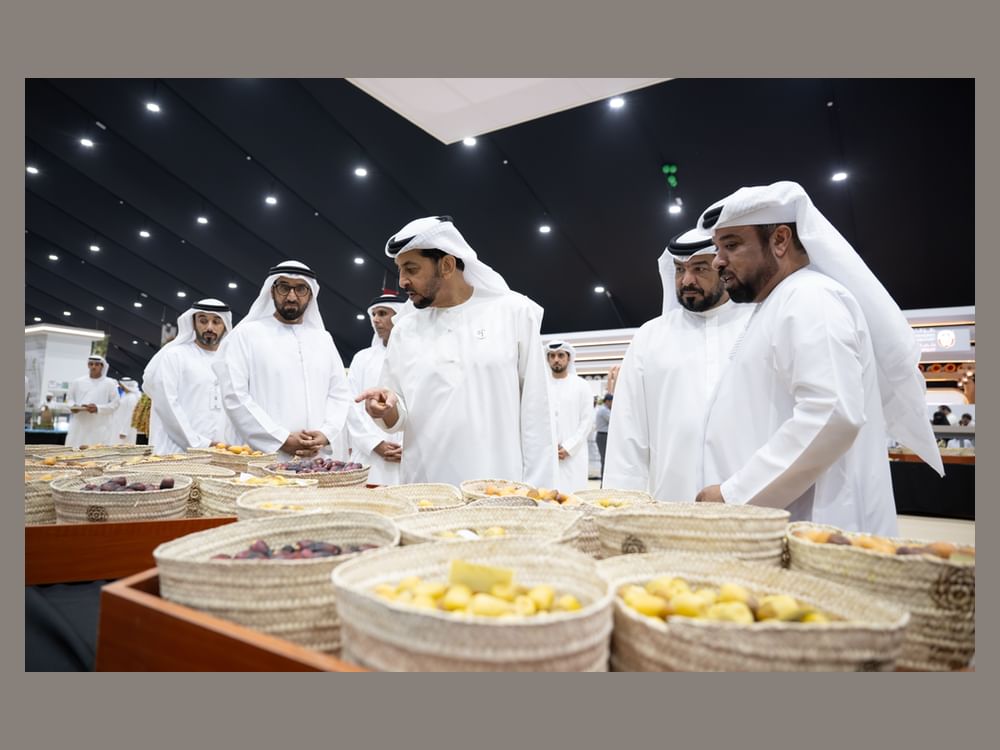 Hamdan bin Zayed visits 21st Liwa Date Festival