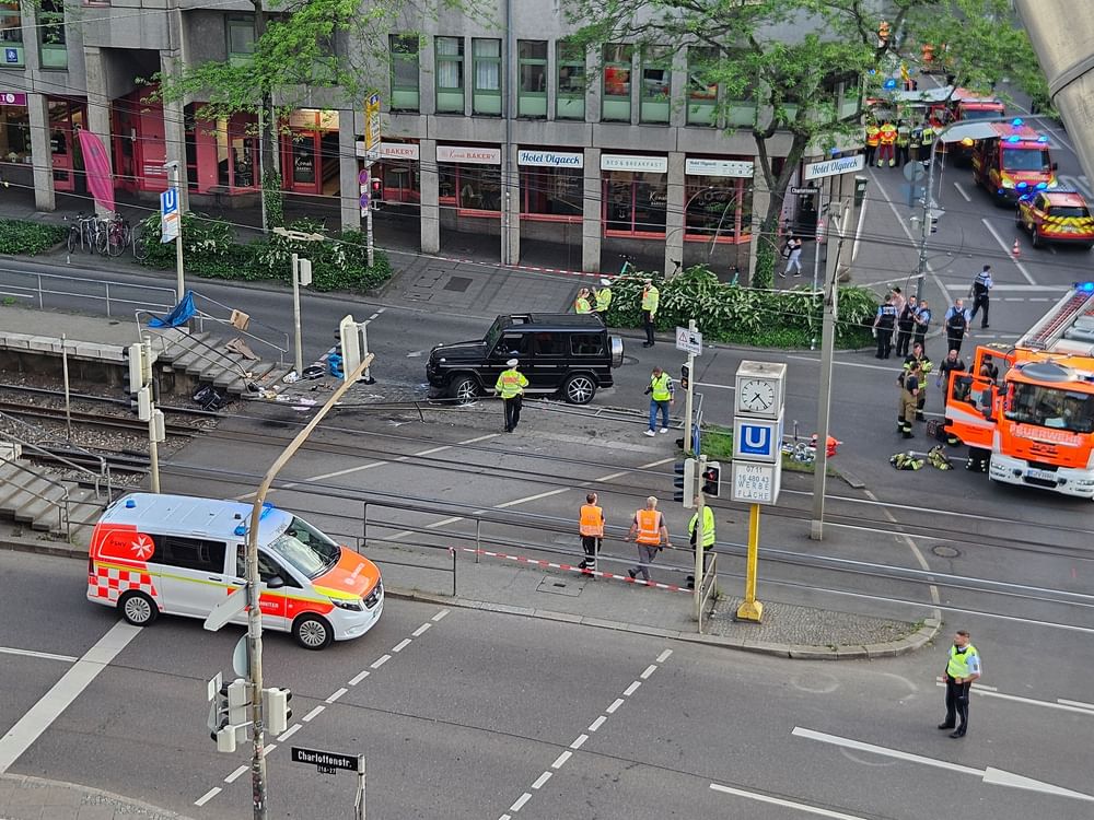 قتيل وسبعة مصابين ضحايا حادث الدهس في