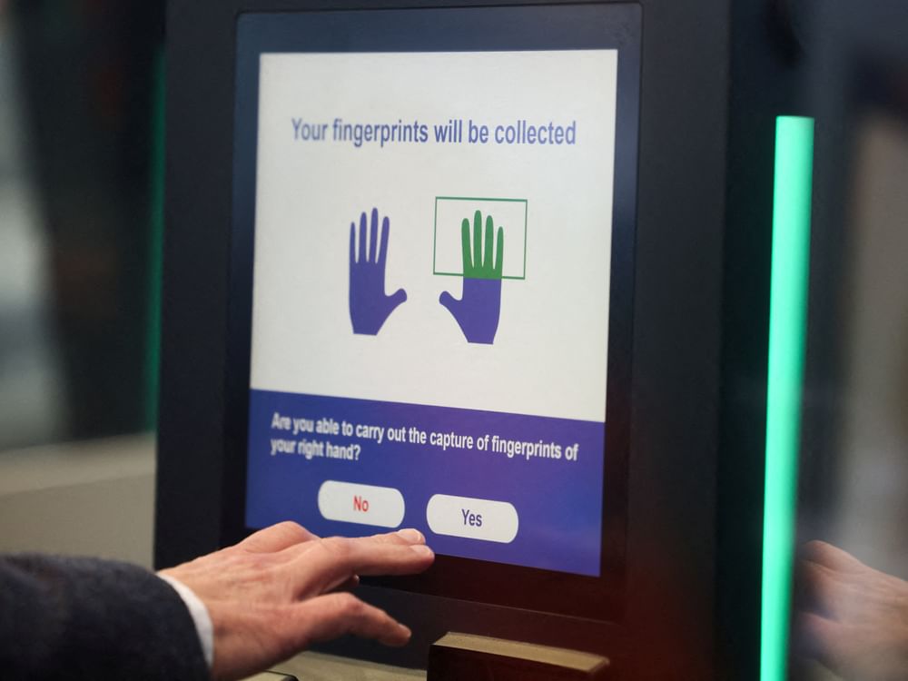EU's new biometric border checks to start on October 12