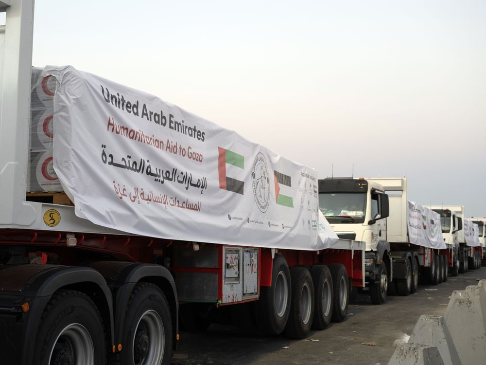 Two UAE aid convoys carrying 260 tonnes enter Gaza under Operation Chivalrous Knight 3