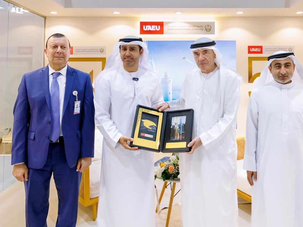 جامعة الإمارات تختتم مشاركتها بمعرض أبوظبي للكتاب 2026 